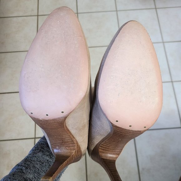 Coach Ann tan suede ankle boots size 8 - Picture 9 of 10